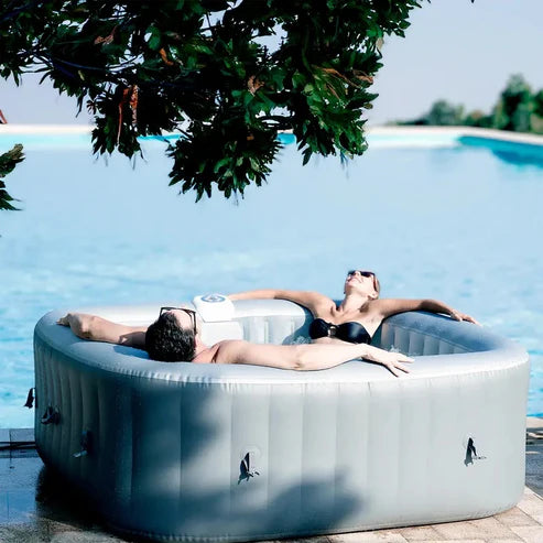 ULTIMATE HOT TUBE